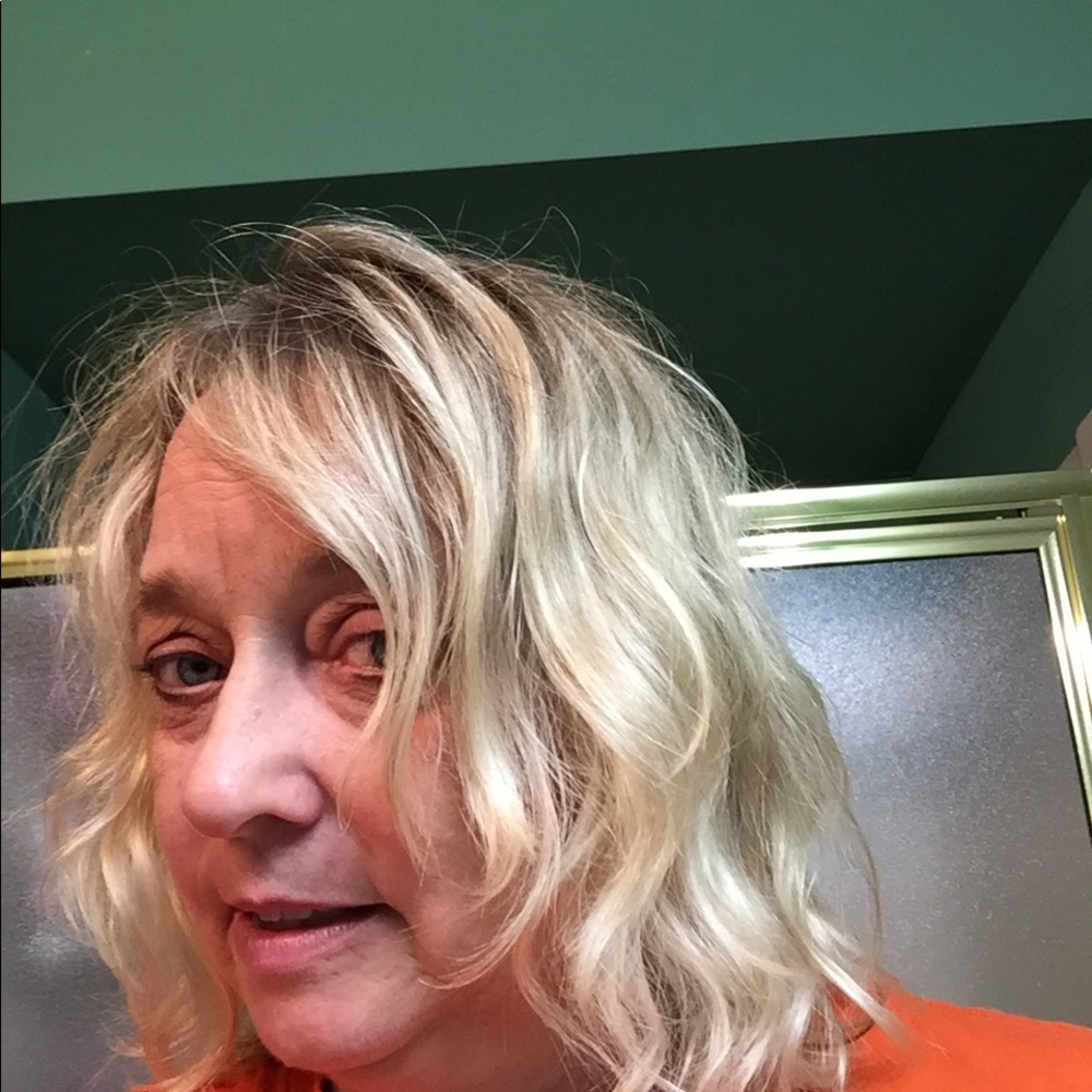 Meet your Posher, Joanne
